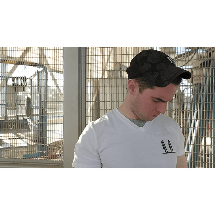 Attire by Roddy McGhie and Danny Weiser - Trick - Image 3