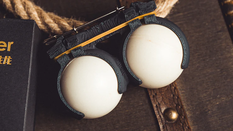 L Holder (Double Ball) by Long Long & Bacon Magic - Image 2