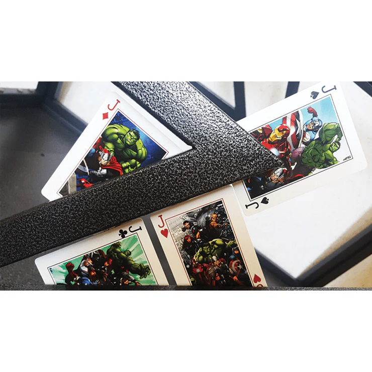 Marvel Avengers Playing Cards - Image 6