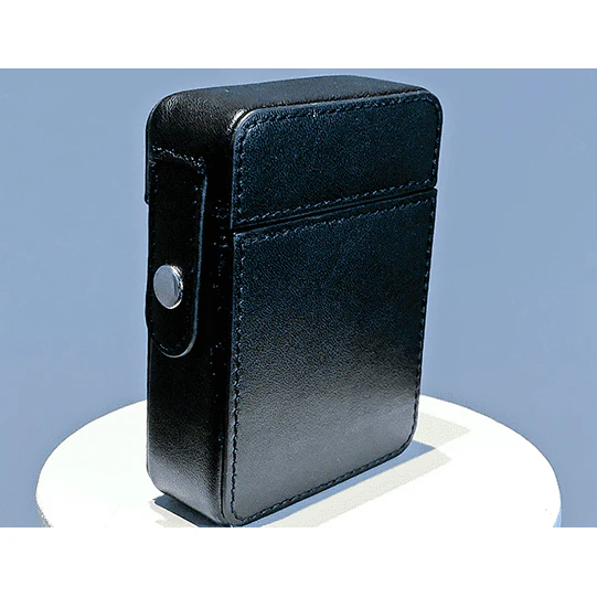 MAZE Leather Card Case (Black) by Bond Lee - Trick - Image 6