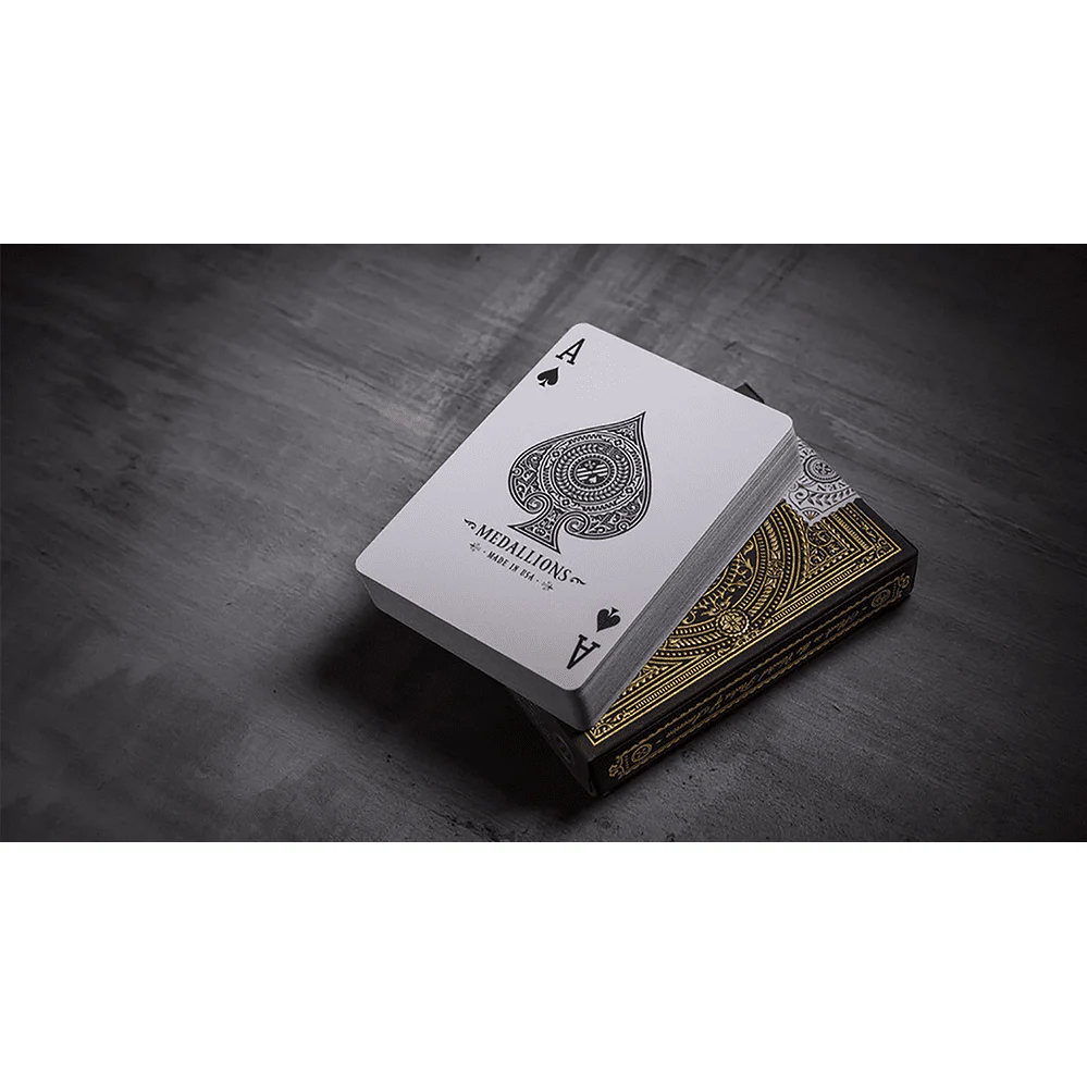 Medallion Playing Cards by theory11 - Image 4