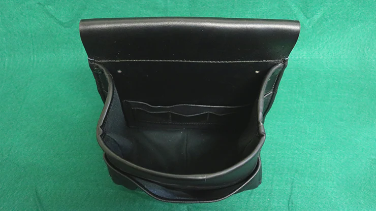 POACHER POUCH by The Ambitious Card - Trick - Image 3