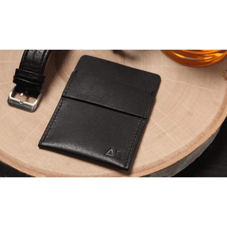 Wallet (Gimmicks and Online Instructions) by Nicholas Lawrence - Trick - Image 2